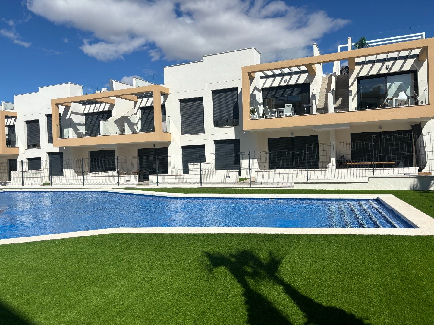 Appartamento a Villamartin, Alicante, Spagna 2 camere da letto, 64 mq. N° 95256