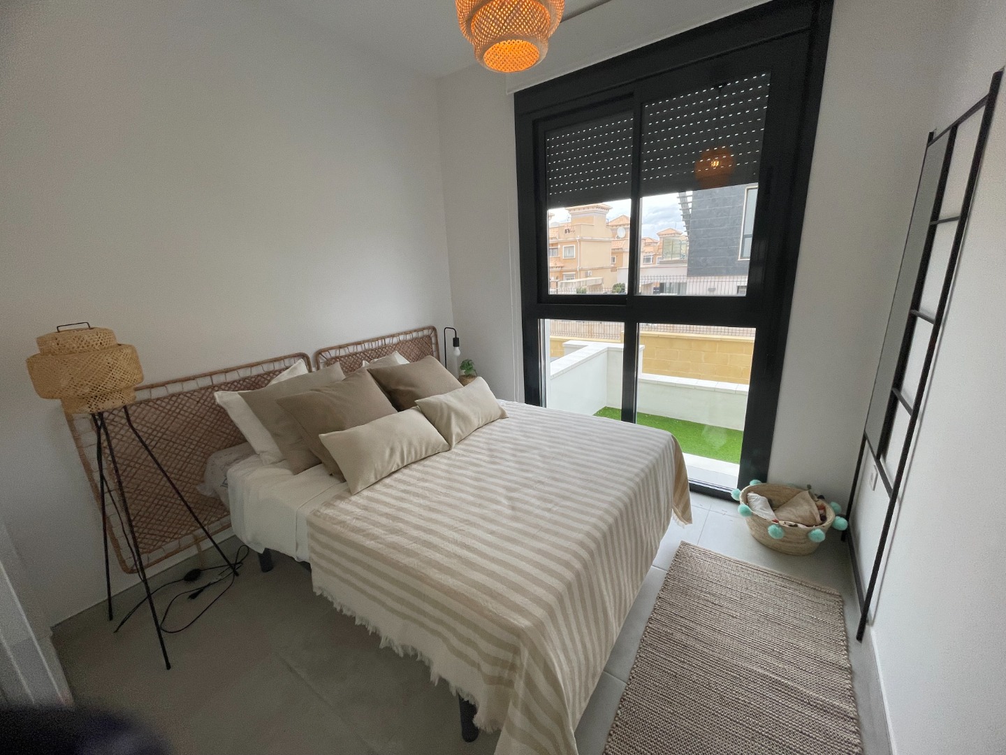 Appartamento a Villamartin, Alicante, Spagna 2 camere da letto, 64 mq. N° 95256