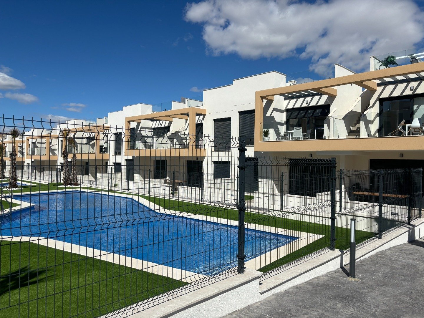 Appartamento a Villamartin, Alicante, Spagna 2 camere da letto, 64 mq. N° 95256