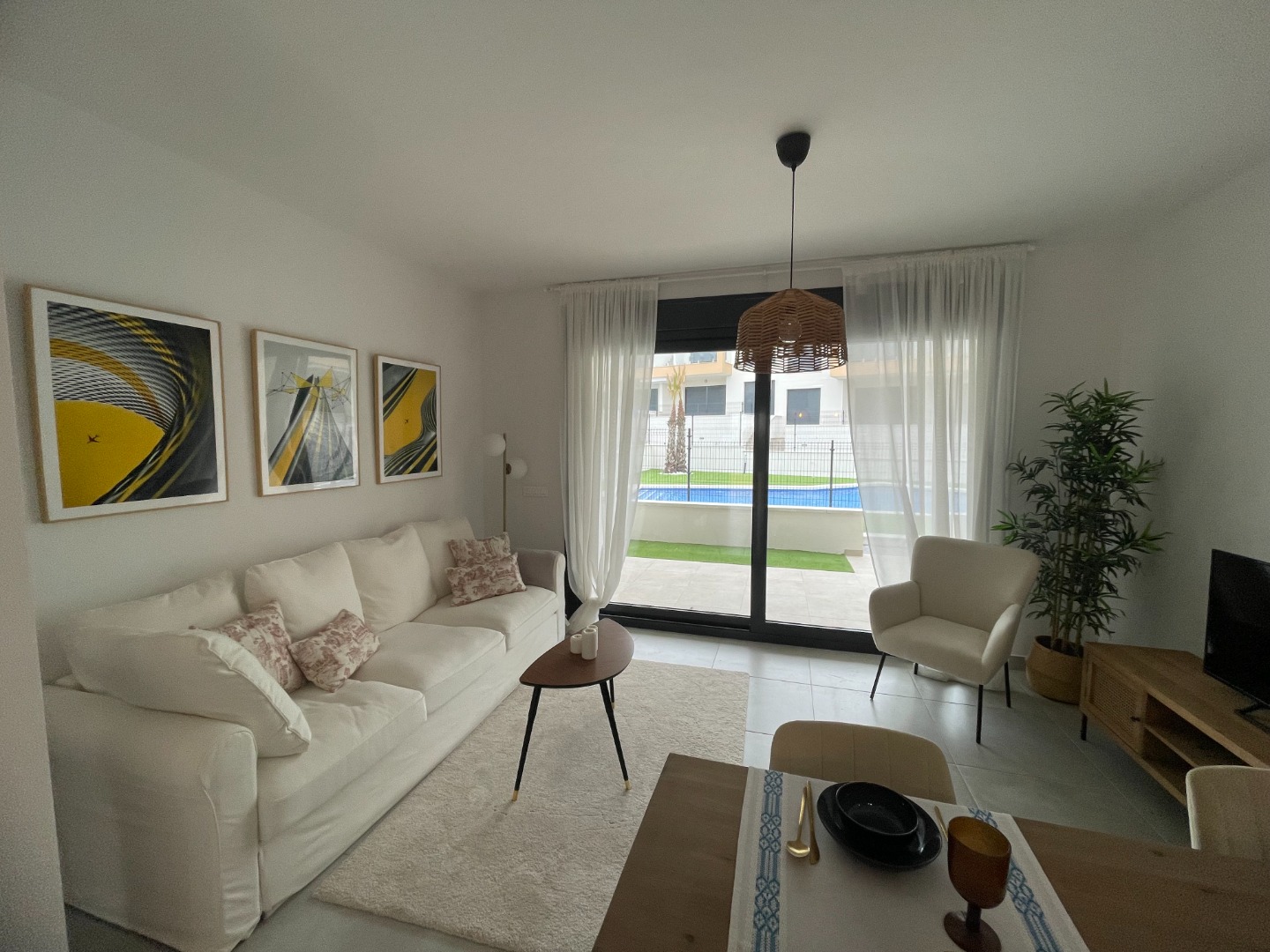 Appartamento a Villamartin, Alicante, Spagna 2 camere da letto, 64 mq. N° 95256