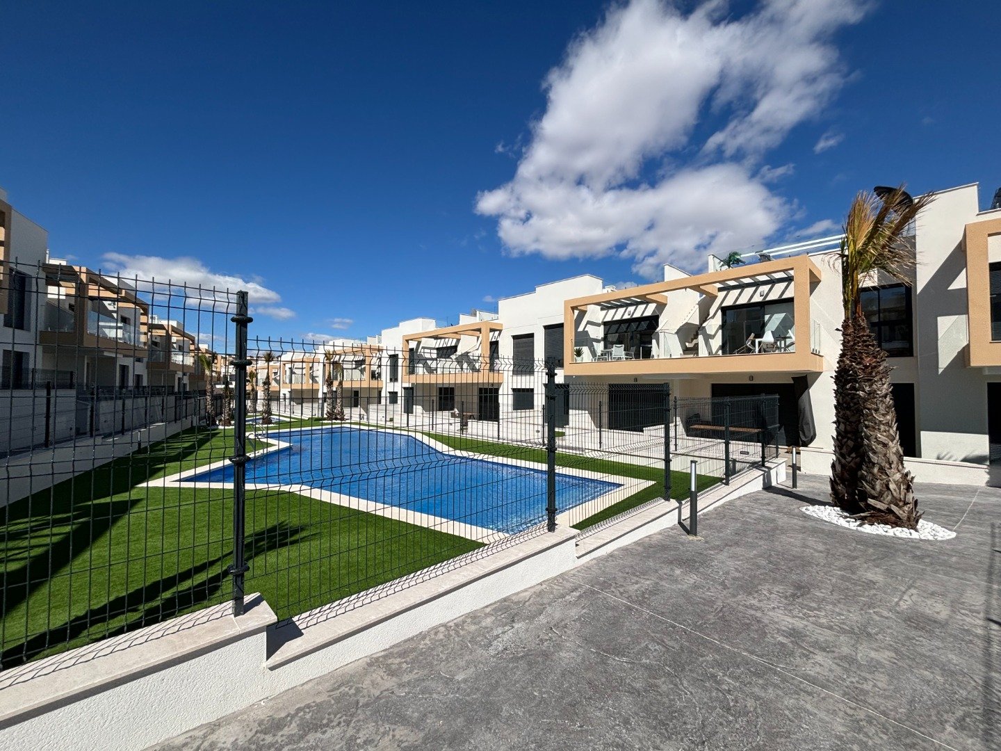 Appartamento a Villamartin, Alicante, Spagna 2 camere da letto, 64 mq. N° 95256