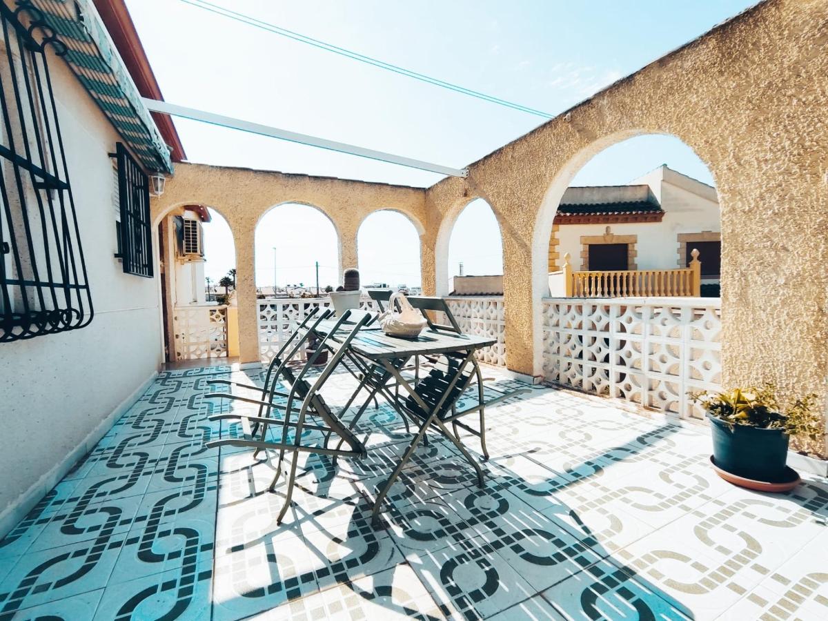 Villa in San Fulgencio, Alicante, Spanien 7 Schlafzimmer, 273 m2 Nr. 101854