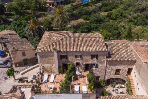 Townhouse for sale Estellencs, Mallorca, Spain 8 bedrooms, 511 sq.m. No. 111865 - photo 1