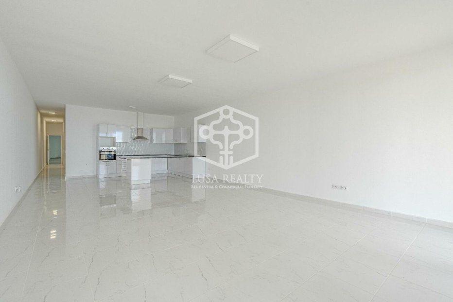 Villa a Adeje, Tenerife, Spagna 6 camere da letto, 845 mq. N° 94458