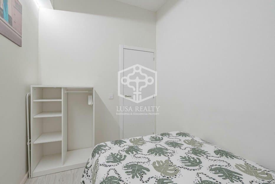Proprietà commerciale a Santa Cruz de Tenerife, Tenerife, Spagna 22 camere da letto, 613 mq. N° 94457