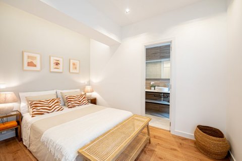 Huoneisto myytävänä Madrid, Espanja, 2 makuuhuonetta, 105 m2 No. 89240 - kuva 7