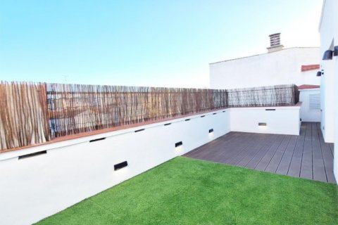 Продажа квартиры Мадрид, Испания 2 спальни, 91м2 №89242 - фото 9
