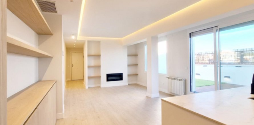 Квартира Мадрид, Испания 2 спальни, 91м2 №89242