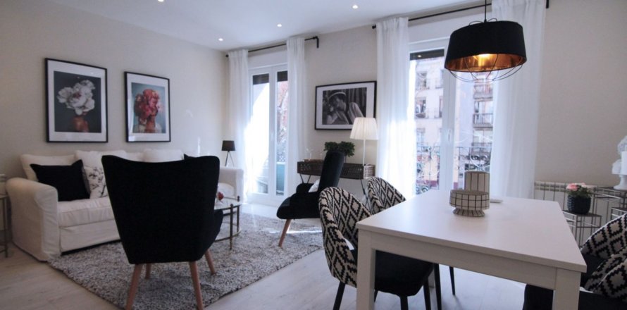 Apartment Madrid, Spain 2 bedrooms, 97 sq.m. No. 89243