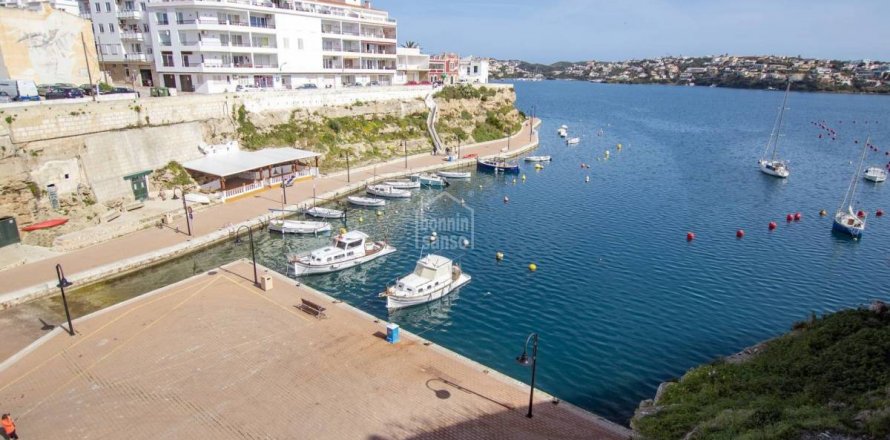 Townhouse Es Castell, Menorca, Spain 7 bedrooms, 270 sq.m. No. 102146