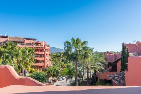 Duplex zum Verkauf in Estepona, Malaga, Spanien 3 Schlafzimmer, 206 m2 Nr. 95873 - Foto 19