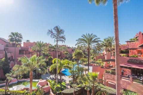 Duplex zum Verkauf Estepona, Malaga, Spanien 3 Schlafzimmer, 206 m2 Nr. 95873 - Foto 1