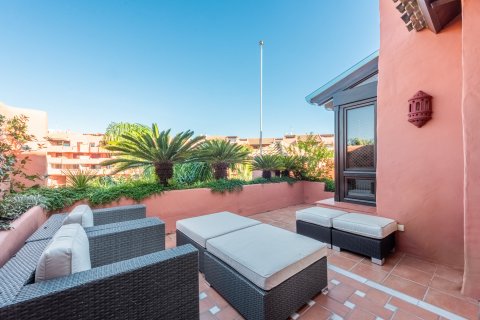 Duplex zum Verkauf Estepona, Malaga, Spanien 3 Schlafzimmer, 206 m2 Nr. 95873 - Foto 18