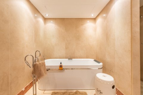 Duplex zum Verkauf Estepona, Malaga, Spanien 3 Schlafzimmer, 206 m2 Nr. 95873 - Foto 6