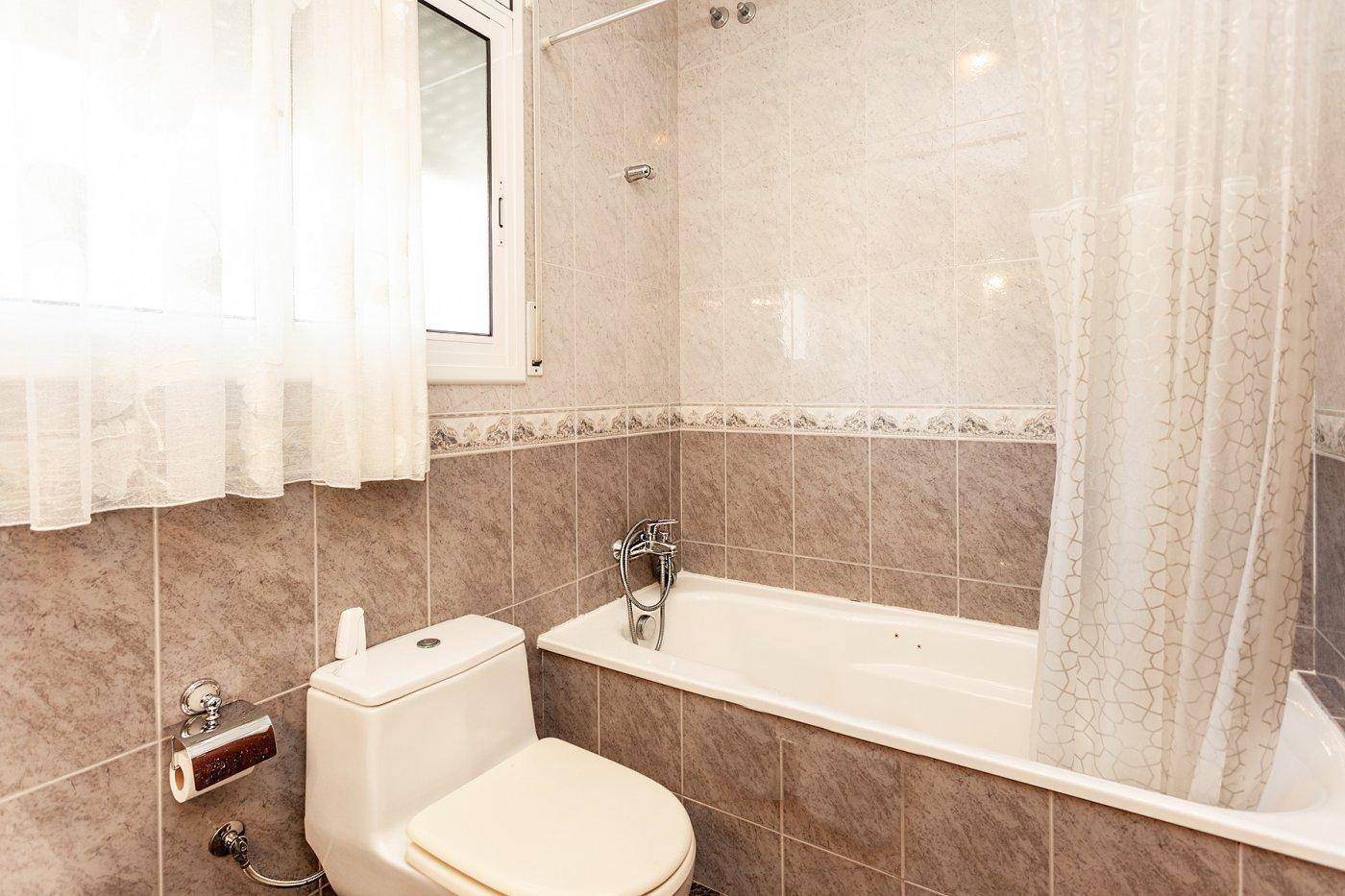 House à Sitges, Barcelona, Espagne 4 chambres, 278 m2 No. 53101