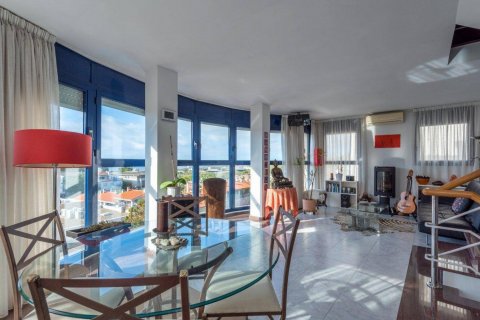 House zum Verkauf Sitges, Barcelona, Spanien 3 Schlafzimmer, 308 m2 Nr. 53100 - Foto 2