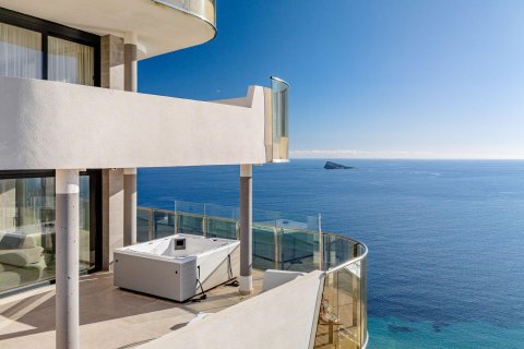Apartment for sale Benidorm, Alicante, Spain 3 bedrooms, 233 sq.m. No. 109350 - photo 1