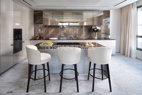 Apartment for sale Marbella, Malaga, Spain 5 bedrooms, 286 sq.m. No. 98795 - photo 8