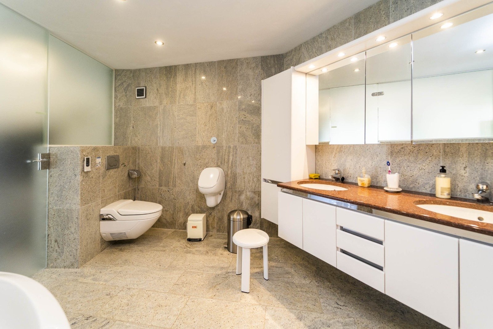 House in Calpe, Alicante, Spain 6 bedrooms, 636 sq.m. No. 89361
