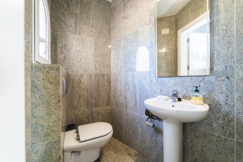 Сasa en venta Calpe, Alicante, España 6 dormitorios, 636 m2 No. 89361 - foto 24