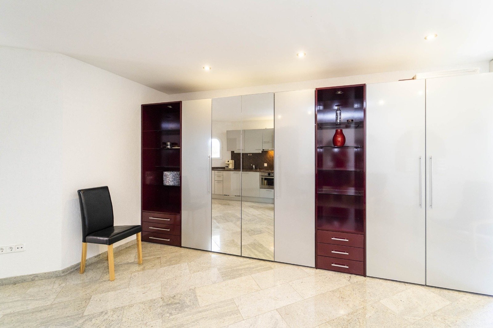 House in Calpe, Alicante, Spain 6 bedrooms, 636 sq.m. No. 89361