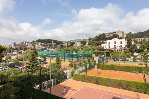 Apartamento en venta Barcelona, España 2 dormitorios, 86 m2 No. 60488 - foto 3
