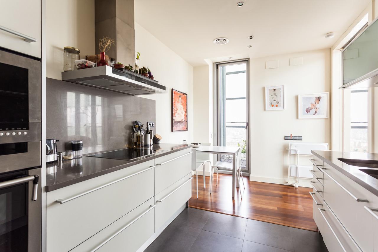 Apartament w Barcelona, Hiszpania 3 sypialnie, 223 mkw. nr 22078