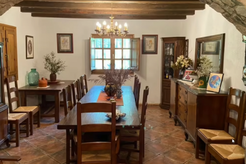 House for sale Girona, Spain 5 bedrooms, 228 sq.m. No. 35348 - photo 3