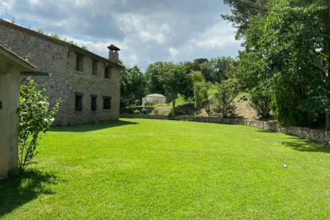 House for sale Girona, Spain 5 bedrooms, 228 sq.m. No. 35348 - photo 2