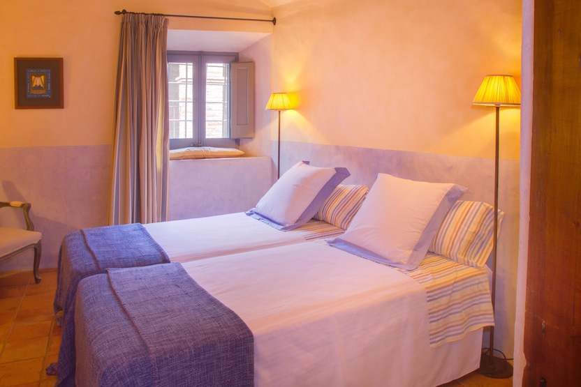 Casa a Girona, Spagna 5 camere da letto, 1200 mq. N° 22809
