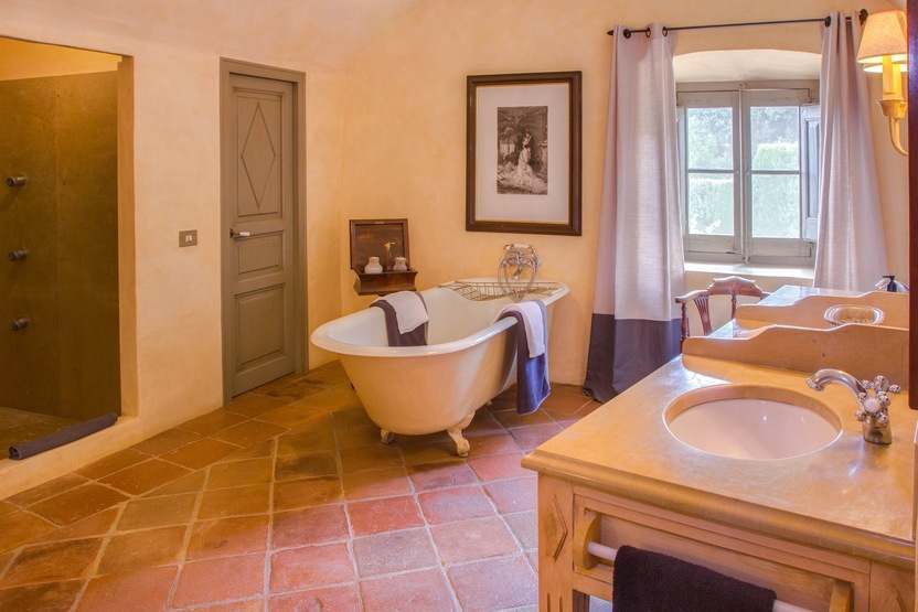 Casa a Girona, Spagna 5 camere da letto, 1200 mq. N° 22809