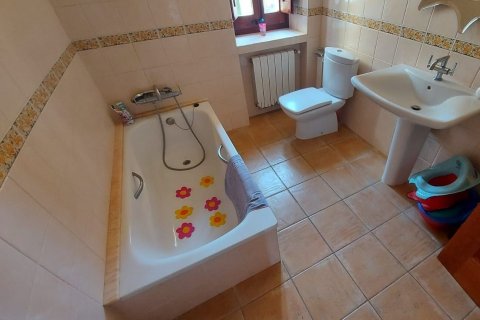 House for sale Girona, Spain 5 bedrooms, 500 sq.m. No. 35349 - photo 17