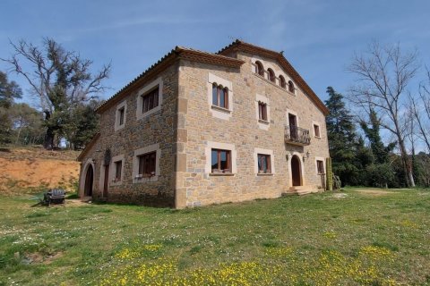 House for sale Girona, Spain 5 bedrooms, 500 sq.m. No. 35349 - photo 15