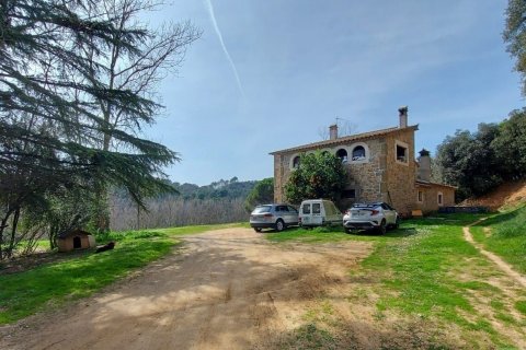 House for sale Girona, Spain 5 bedrooms, 500 sq.m. No. 35349 - photo 4