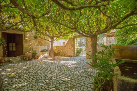 Hus till salu Girona, Spanien 4 sovrum, 450 kvm. Nr. 22812 - foto 12