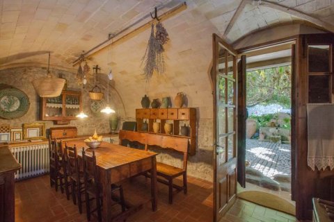 Hus till salu Girona, Spanien 4 sovrum, 450 kvm. Nr. 22812 - foto 20