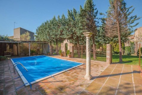 Hus till salu Girona, Spanien 4 sovrum, 450 kvm. Nr. 22812 - foto 9