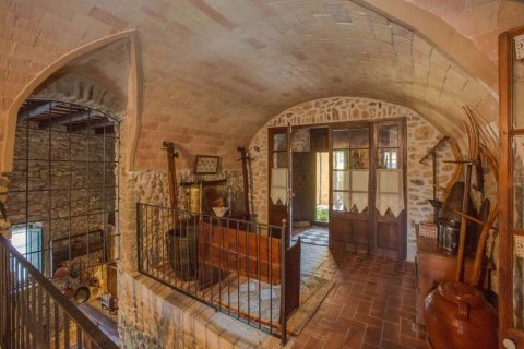 Hus till salu Girona, Spanien 4 sovrum, 450 kvm. Nr. 22812 - foto 26