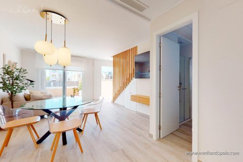 Kaupunkipientalo myytävänä Pilar de la Horadada, Alicante, Espanja, 3 makuuhuonetta, 81 m2 No. 108939 - kuva 3