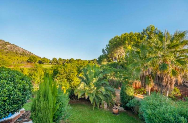 Villa in Santa Ponsa, Mallorca, Spain 3 bedrooms, 162 sq.m. No. 108949