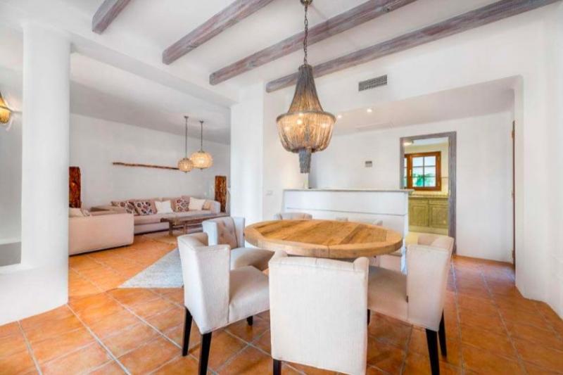 Villa in Santa Ponsa, Mallorca, Spain 3 bedrooms, 162 sq.m. No. 108949