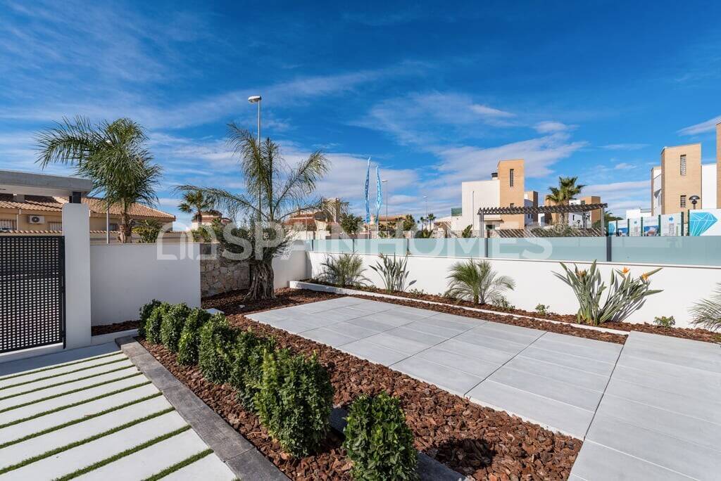 Villa in Rojales, Alicante, Spanien 3 Schlafzimmer, 250 m2 Nr. 48709
