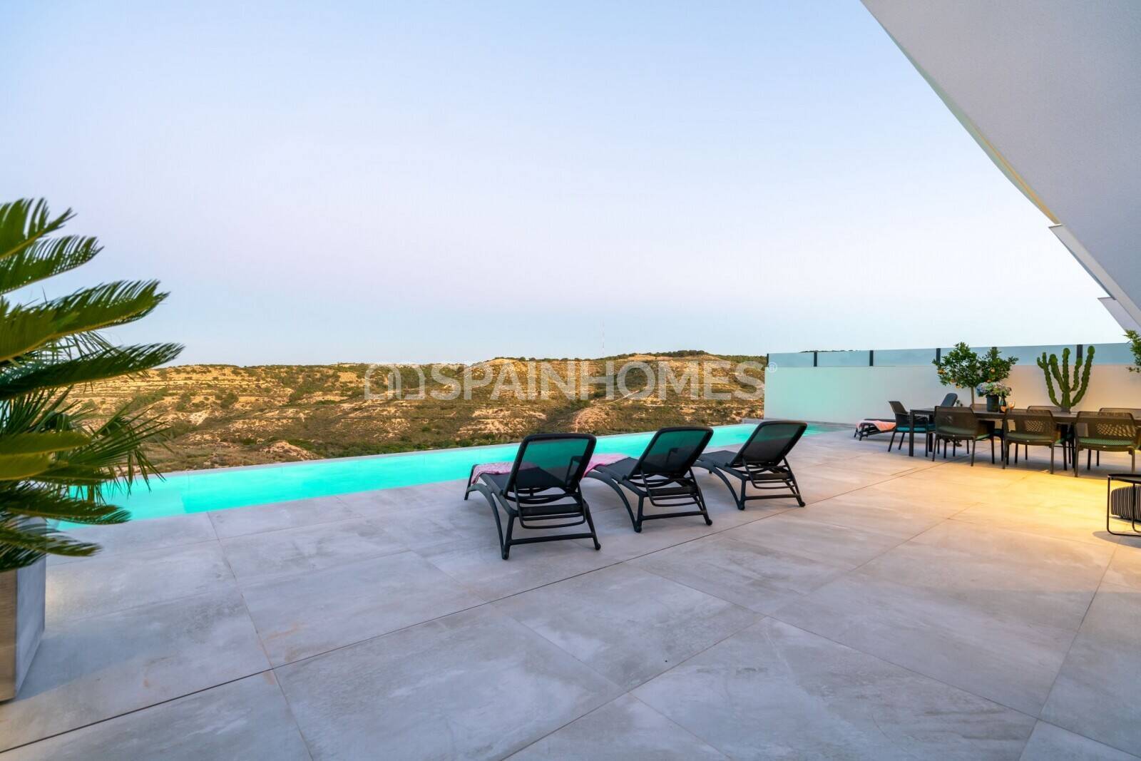 Villa in Rojales, Alicante, Spanien 3 Schlafzimmer, 250 m2 Nr. 48709