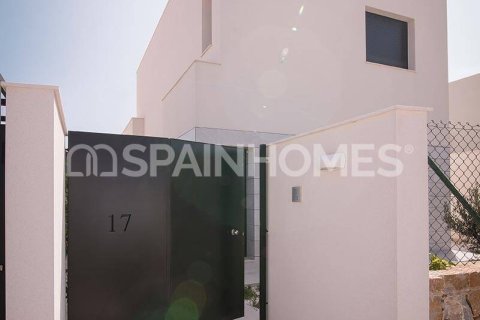 Villa till salu i Los Montesinos, Alicante, Spanien 3 sovrum, 110 kvm. Nr. 48714 - foto 23