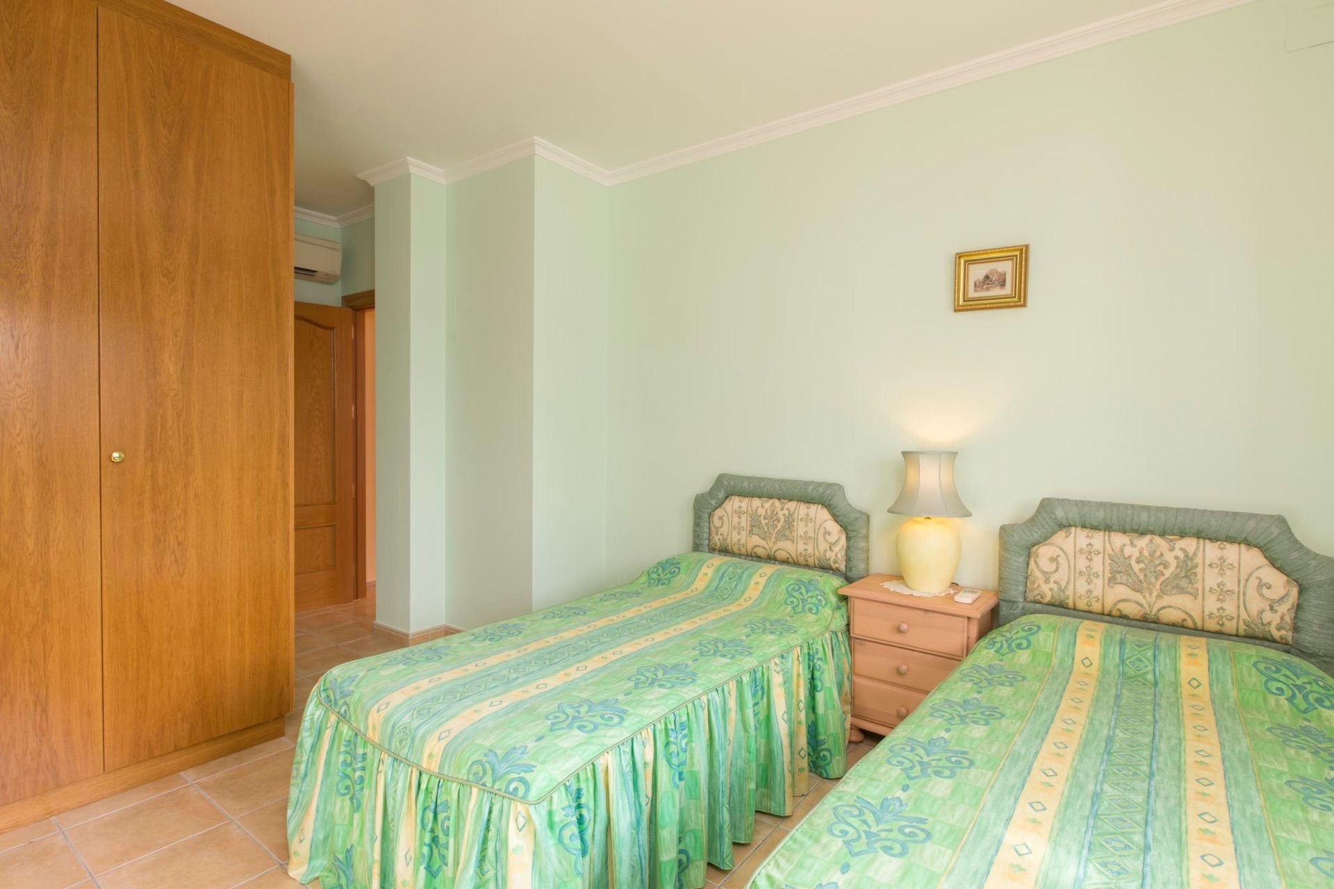 Вилла в Л'Альбир, Аликанте, Испания 6 спален, 774м2 №95523