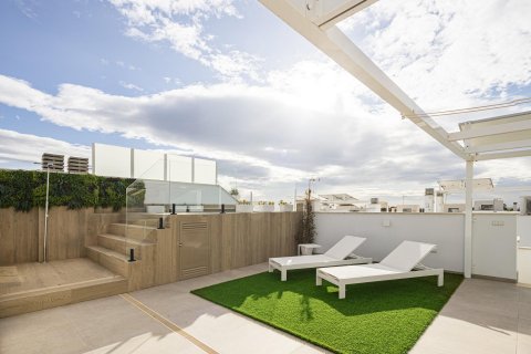 Bungalow for sale Pilar de la Horadada, Alicante, Spain 3 bedrooms, 78 sq.m. No. 117603 - photo 30