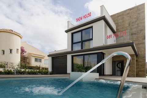 Продажа виллы в Ориуэла, Аликанте, Испания 3 спальни, 239м2 №117776 - фото 22
