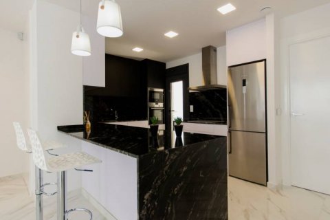 Продажа виллы в Ориуэла, Аликанте, Испания 3 спальни, 239м2 №117776 - фото 5