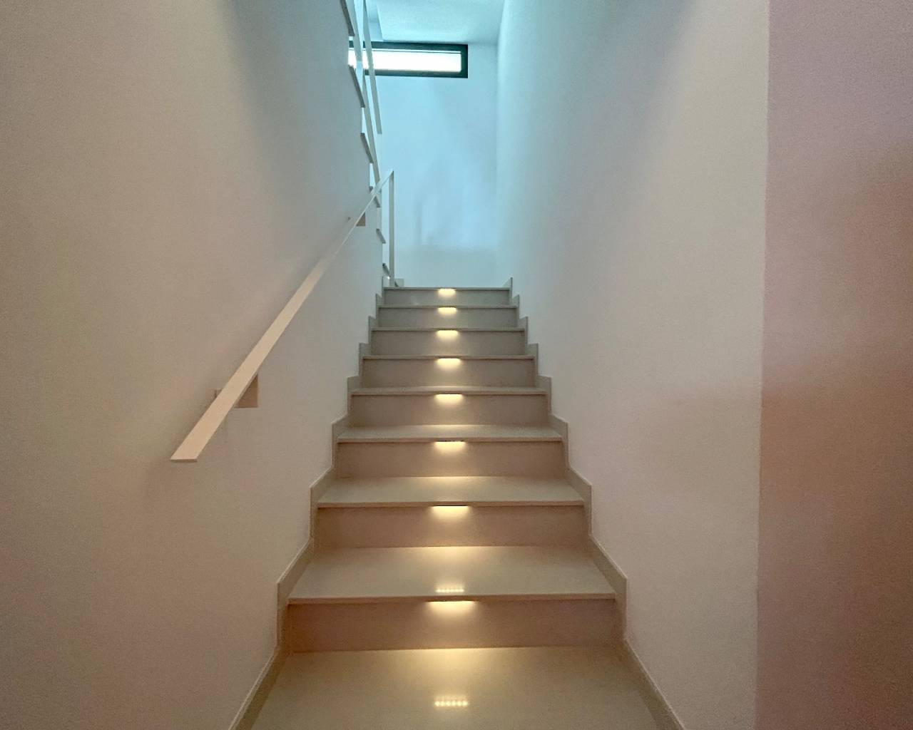 Вилла в Сьюдад Кесада, Аликанте, Испания 4 спальни, 564м2 №91575