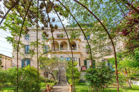Продажа квартиры Жирона, Герона, Испания 3 спальни, 280м2 №21399 - фото 10